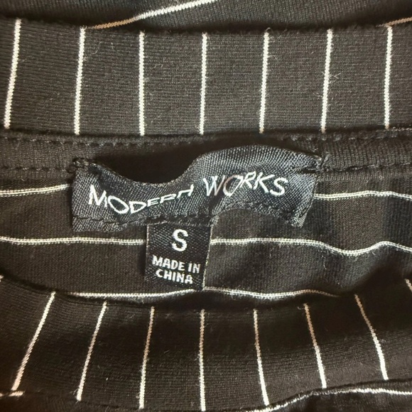 Modern Works Women's Black & White Striped Blouse, Puff Sleeves, Size Small - Picture 3 of 8